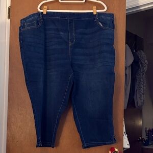 Women’s 26W Croft and Barrow Capri Jeans
